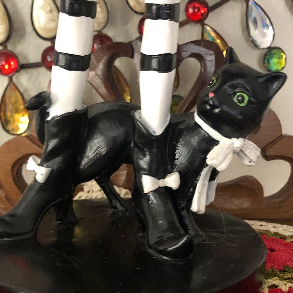 NEW Whimsical Witch Figurine w/Black Magic Book, Black Cat & Star Wand - Picture 6 of 11